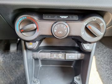 Car image 33