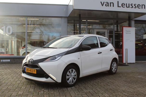 Toyota Aygo 51 kW image number 1