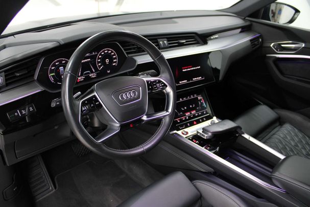 Audi e-tron quattro 370 kW image number 10