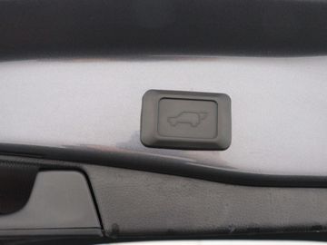 Car image 41