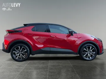 Car image 4