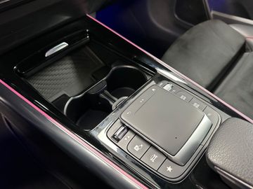 Car image 33