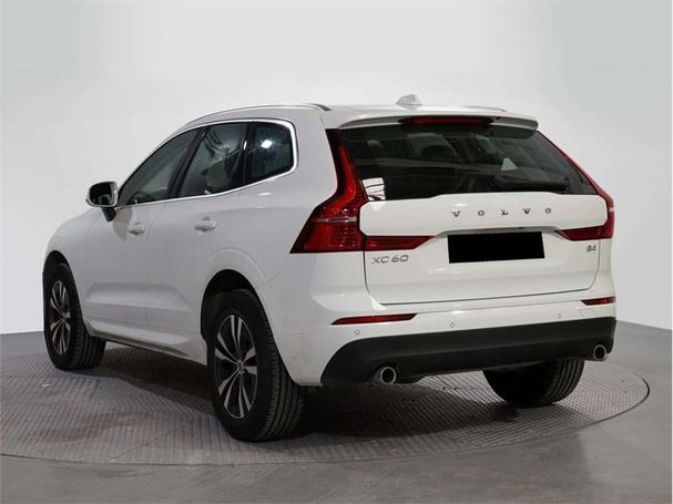 Volvo XC60 B4 AWD Momentum 145 kW image number 5