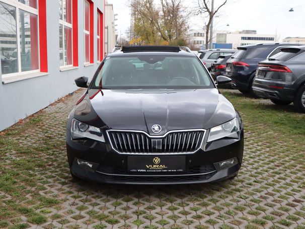 Skoda Superb Combi 2.0 TDI Style 110 kW image number 4