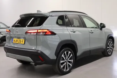 Car image 5