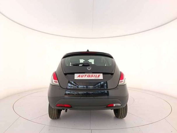 Lancia Ypsilon 51 kW image number 4