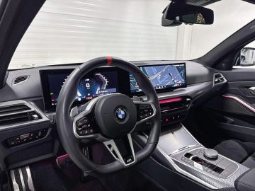 Car image 29
