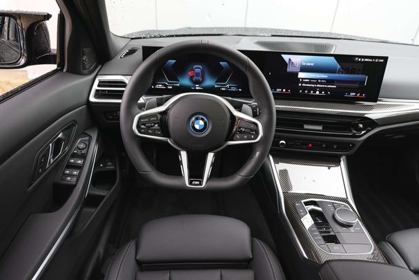 BMW 330 e Touring 215 kW image number 4