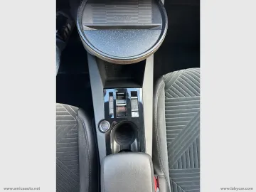Car image 34