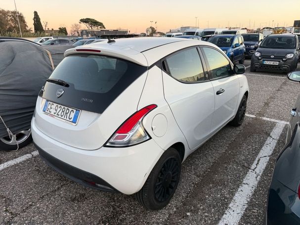 Lancia Ypsilon 51 kW image number 8