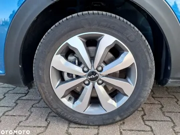 Car image 34