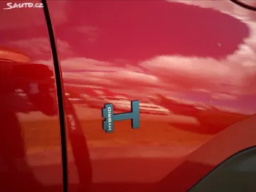 Car image 30