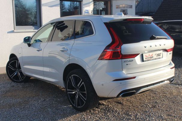 Volvo XC60 T8 R Design AWD 300 kW image number 3