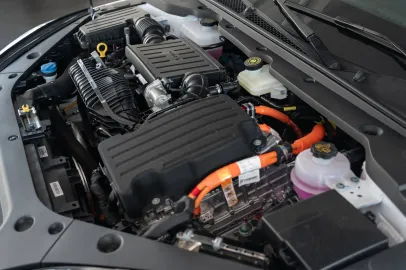 Car image 32