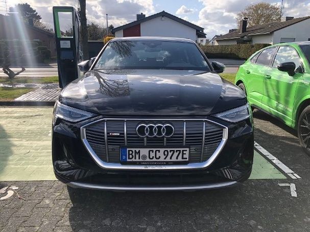 Audi e-tron 50 S-line Sportback 230 kW image number 2