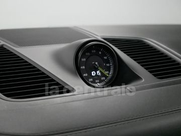 Car image 36