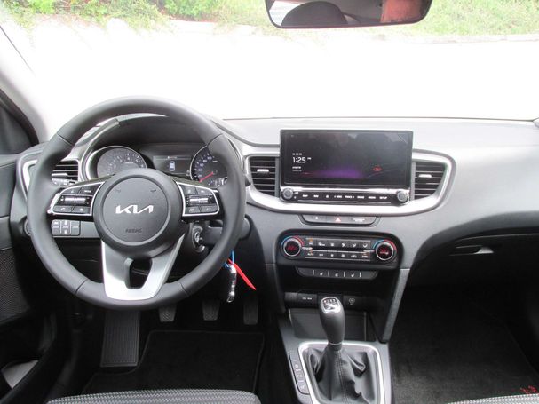 Kia Ceed 1.5 103 kW image number 6