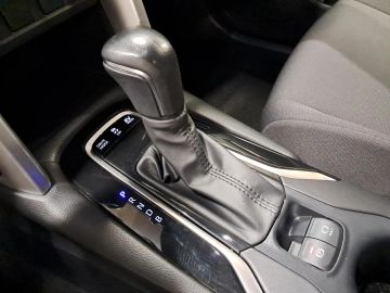 Car image 26