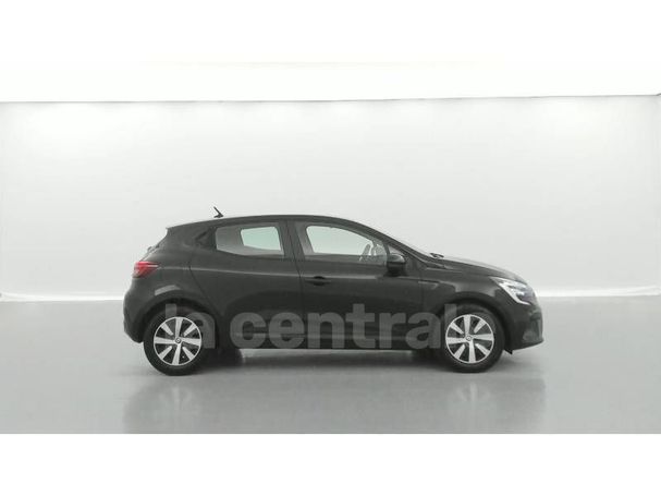 Renault Clio TCe 90 66 kW image number 17