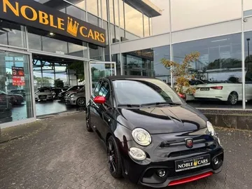 Car image 30