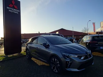 Car image 25