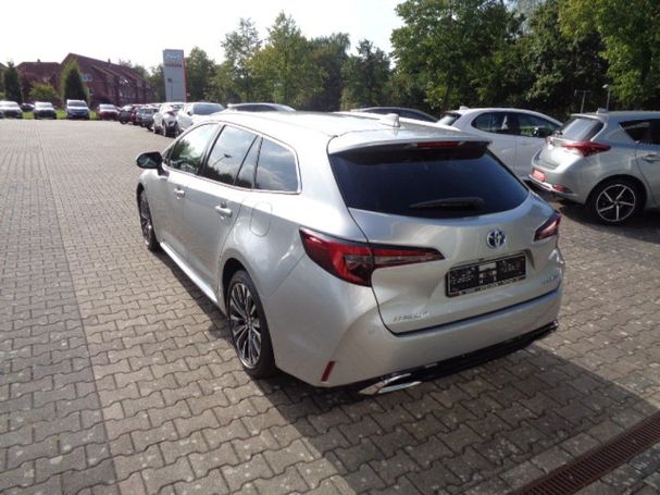 Toyota Corolla 1.8 Hybrid Touring Sports 103 kW image number 4