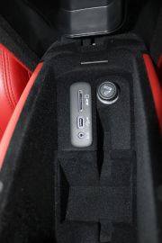 Car image 31