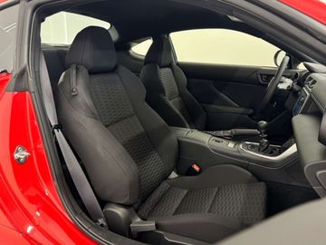 Car image 31