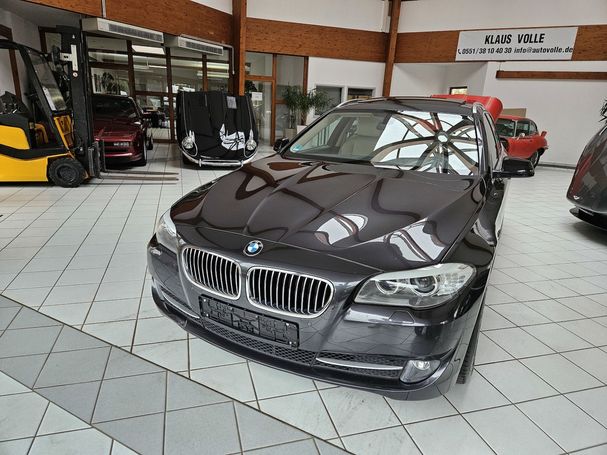 BMW 520i Touring 135 kW image number 2