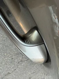 Car image 32