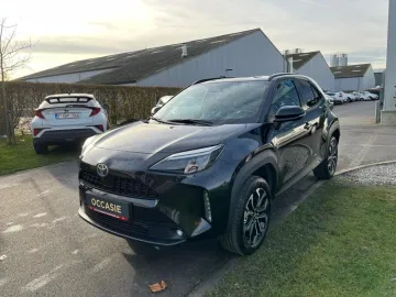 Car image 21