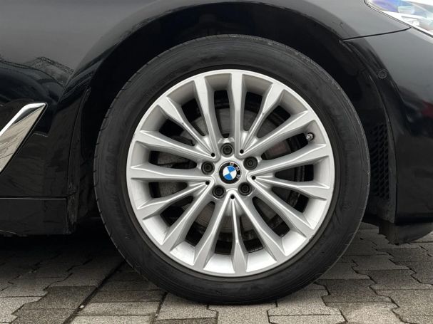 BMW 520d xDrive 140 kW image number 4