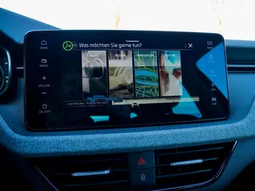 Car image 39