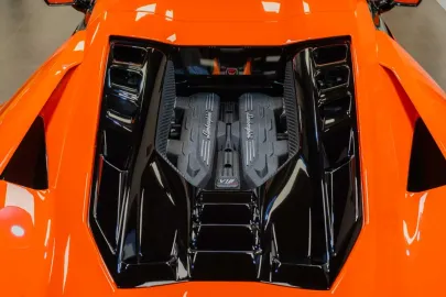 Car image 22