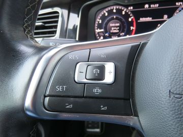 Car image 35