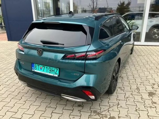 Peugeot 308 SW 1.6 Hybrid 225 GT e-EAT8 165 kW image number 2