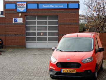 Car image 20