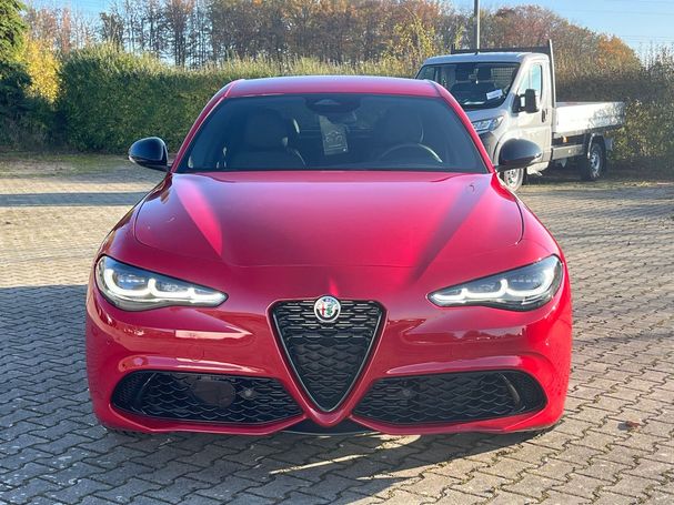 Alfa Romeo Giulia Q4 206 kW image number 8