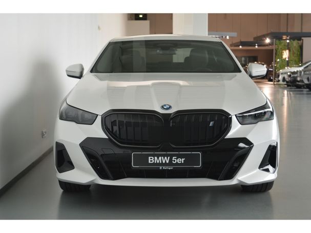 BMW i5 eDrive40 M Sport 250 kW image number 2