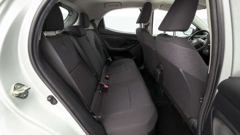 Car image 6