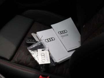 Car image 35