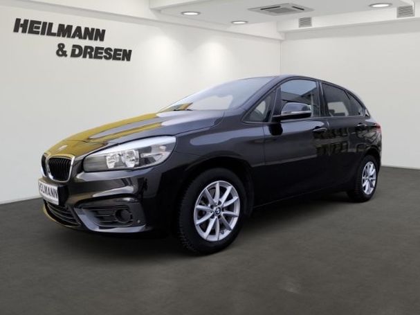 BMW 220i Active Tourer 141 kW image number 1