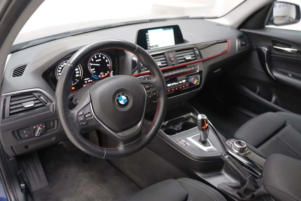 BMW 118i 100 kW image number 14