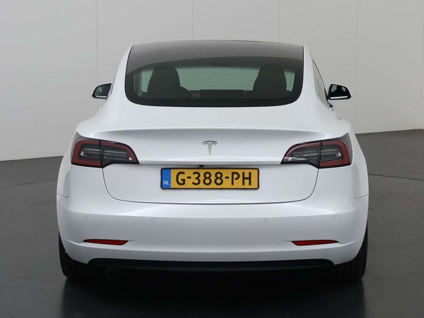 Tesla Model 3 Long Range AWD 258 kW image number 4