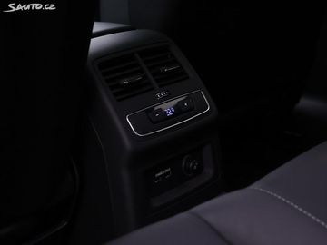 Car image 39