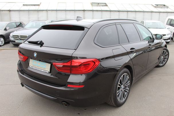 BMW 520d Touring xDrive Sport Line 140 kW image number 6