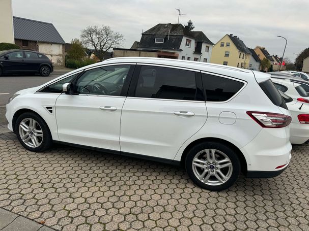 Ford S-Max 2.0 TDCi Titanium 110 kW image number 16