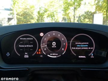 Car image 37