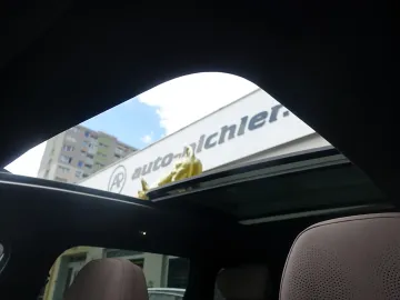 Car image 41