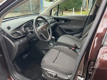 Car image 10